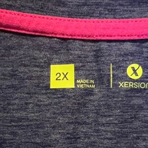 Xersion Heathered Blue Top with Pink Trim